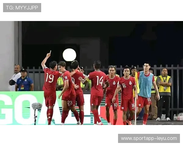 新加坡逆转1-2击败香港,首次凭实力晋级亚洲杯正赛 新加坡逆转1-2击败香港,首次凭实力晋级亚洲杯正赛